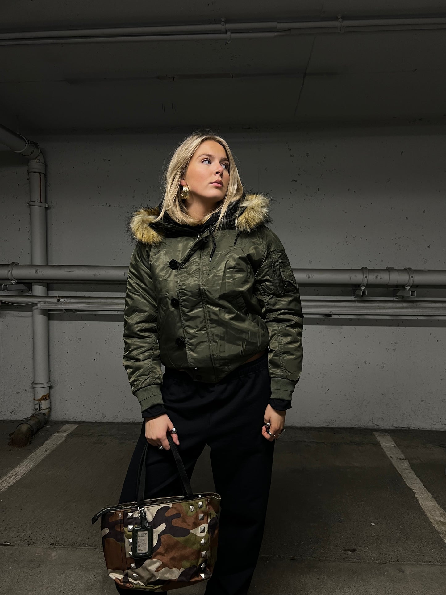 ÚLPA MEÐ LOÐI GRÆN