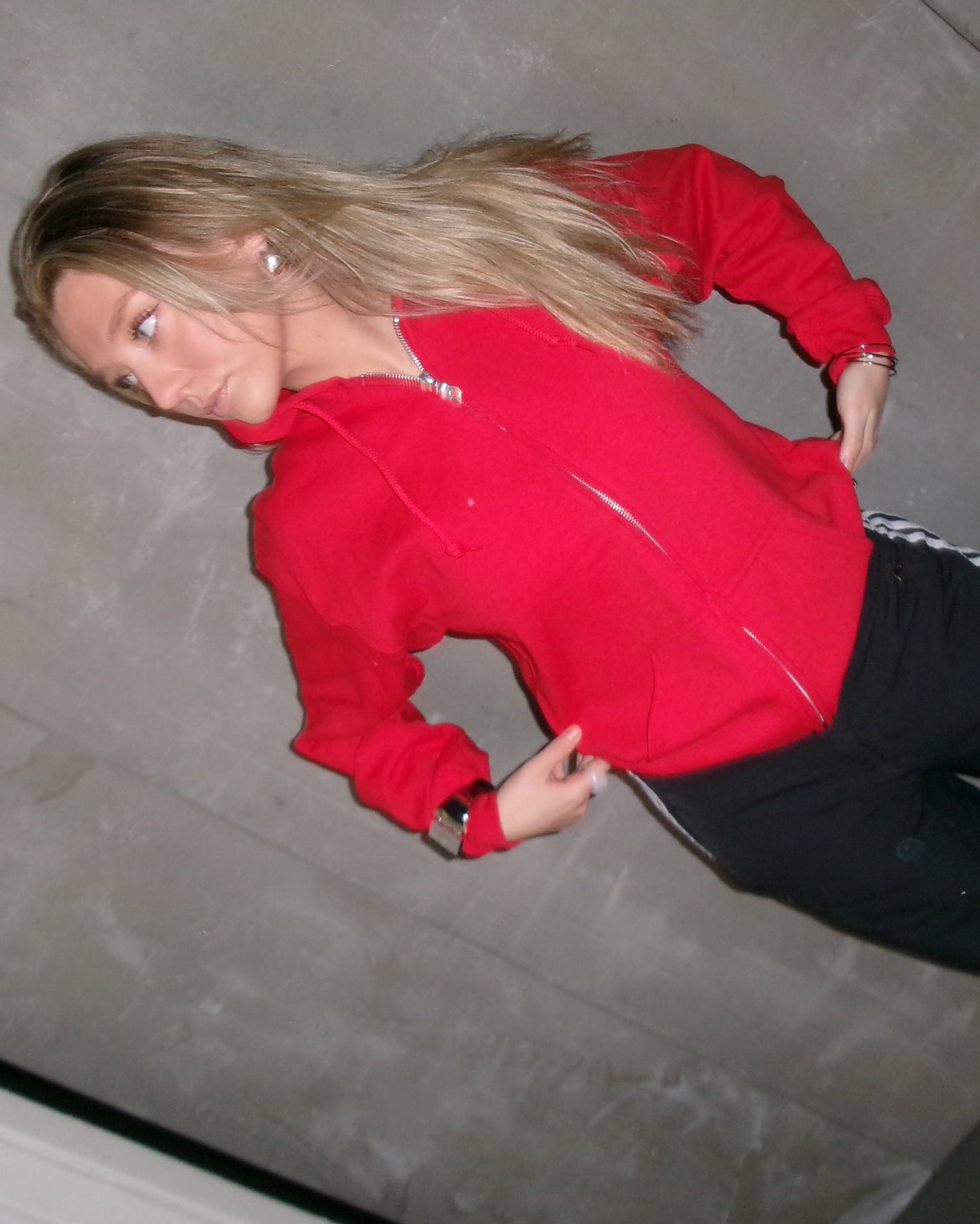 RENND HETTUPEYSA RAUÐ