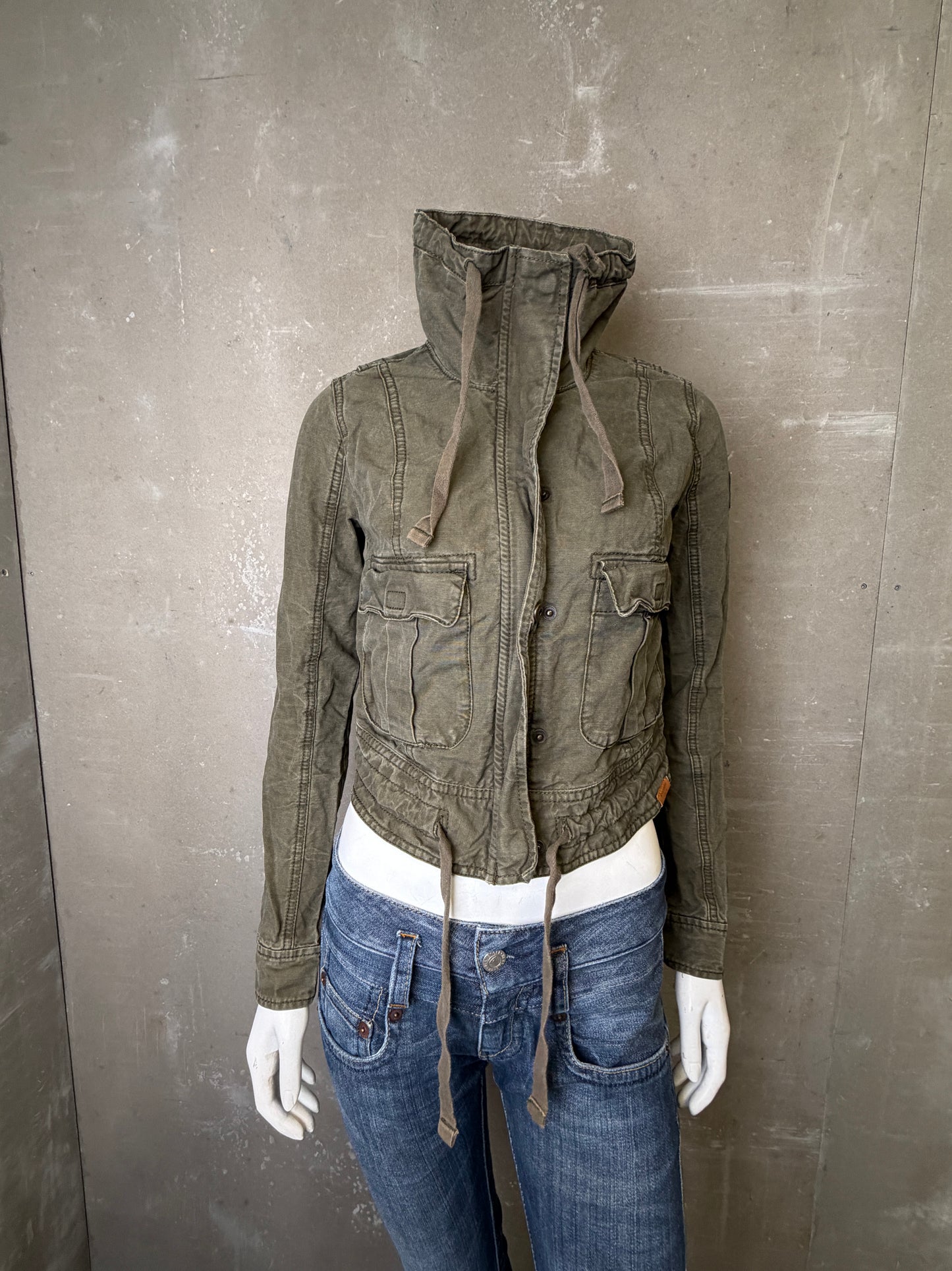 Cargo Jakki Abercrombie and Fitch