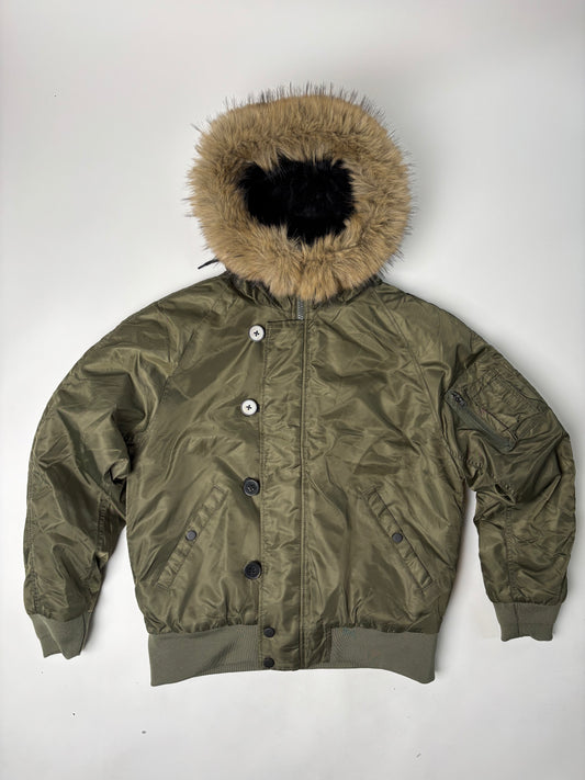 ÚLPA MEÐ LOÐI GRÆN