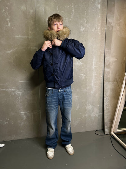 ÚLPA MEÐ LOÐI NAVY BLÁ